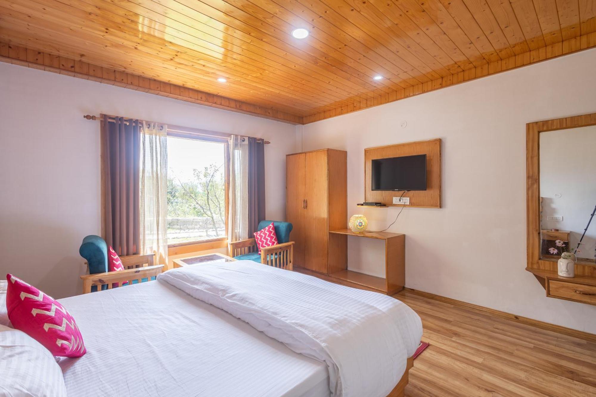 Aroha Residency- A Countryside Resort Manāli Exteriör bild