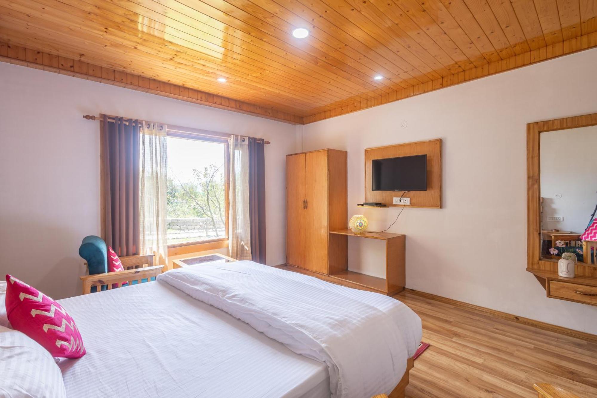 Aroha Residency- A Countryside Resort Manāli Exteriör bild